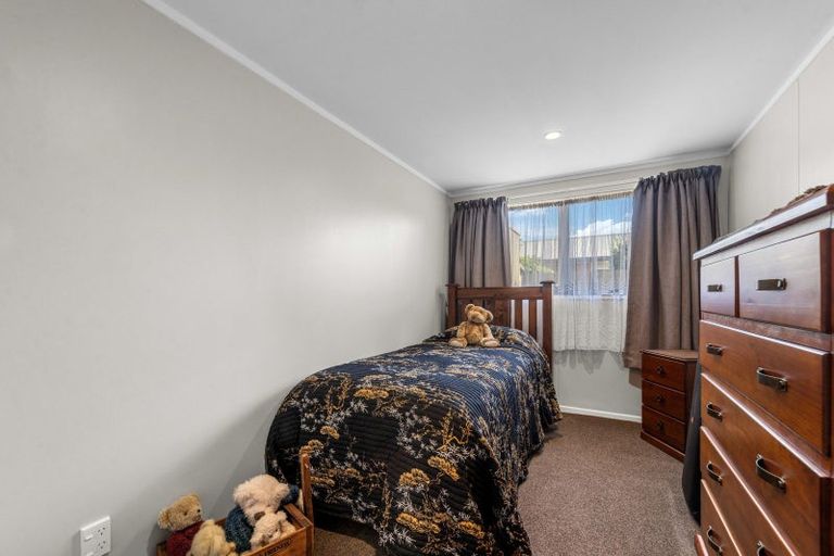 Photo of property in 15 Fenruss Street, Fairy Springs, Rotorua, 3015