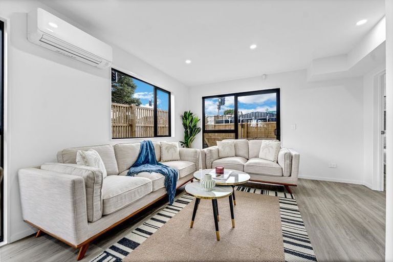 Photo of property in 158a Pigeon Mountain Road, Half Moon Bay, Auckland, 2012