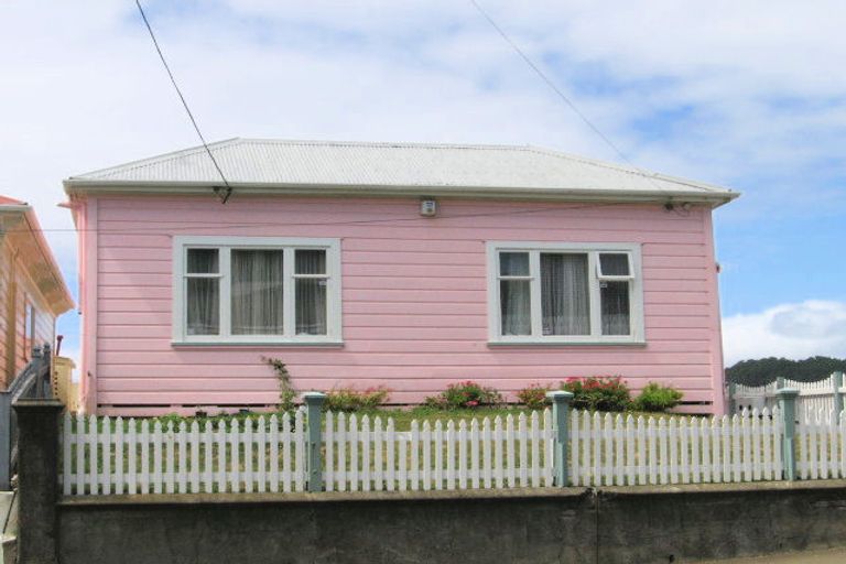 Photo of property in 255 Adelaide Road, Newtown, Wellington, 6021