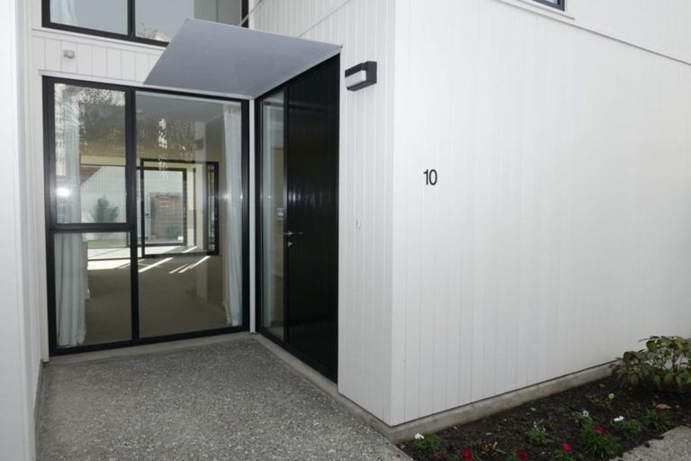 Photo of property in 10 Park Terrace, Christchurch Central, Christchurch, 8013