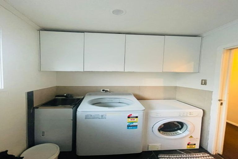 Photo of property in 24 Sapphire Place, Bayview, Auckland, 0629