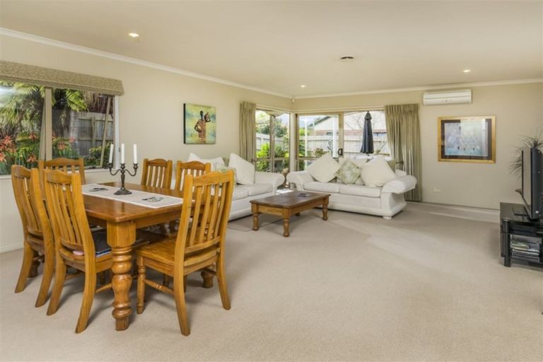 Photo of property in 29 Espalier Drive, Henderson, Auckland, 0612