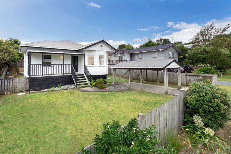 Photo of property in 10 Downer Street, Helensville, 0800