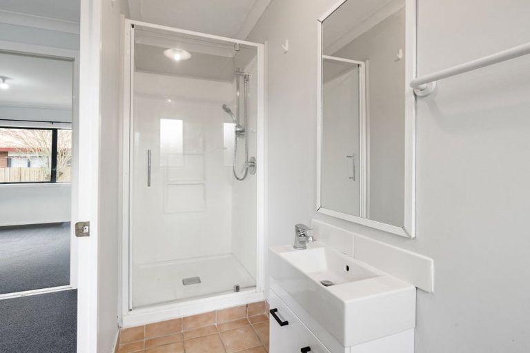 Photo of property in 9 Catalina Drive, Melville, Hamilton, 3206
