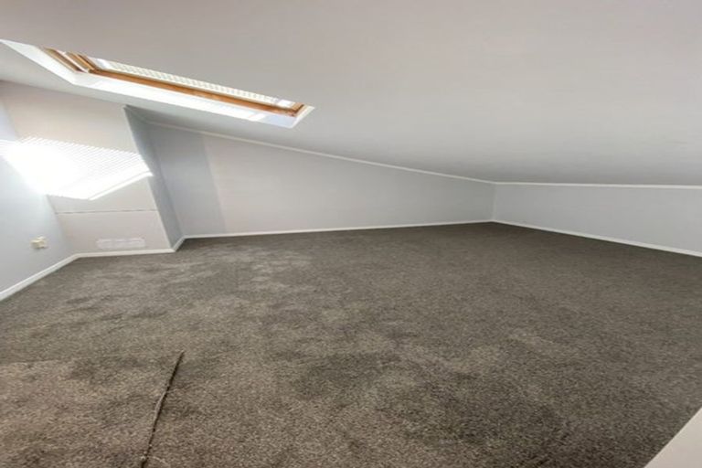 Photo of property in 168 Tasman Street, Mount Cook, Wellington, 6021