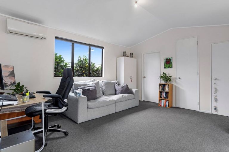 Photo of property in 27 Macloughlin Drive, Te Puke, 3119