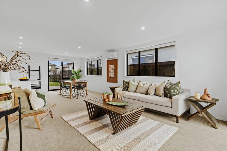 Photo of property in 21 Kuihi Street, Poike, Tauranga, 3112
