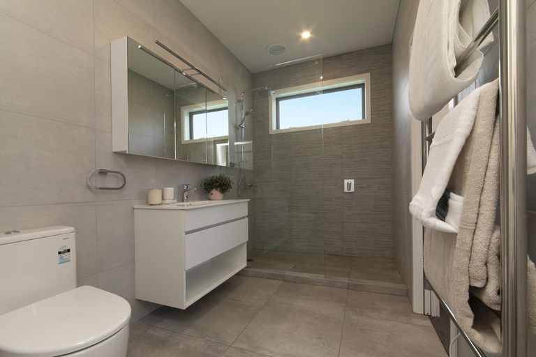 Photo of property in 20 Duke Street, Riverhead, 0820