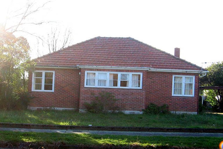 Photo of property in 54 Savage Crescent, West End, Palmerston North, 4412
