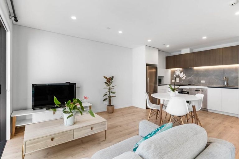 Photo of property in 312/3 Kaipiho Lane, Albany, Auckland, 0632