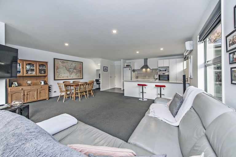 Photo of property in 4/20 Old Red Barn Road, Halswell, Christchurch, 8025