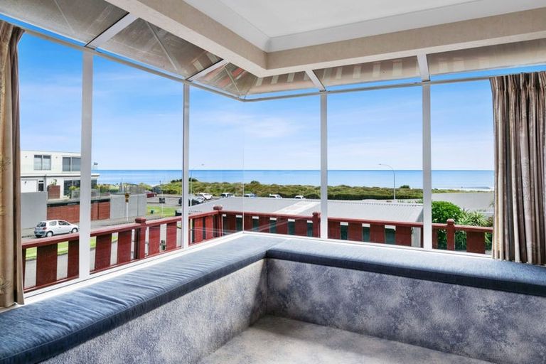 Photo of property in 5 Nobs Line, Strandon, New Plymouth, 4312