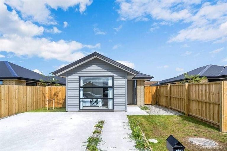 Photo of property in 18 Lady Isaac Drive, Rolleston, 7615