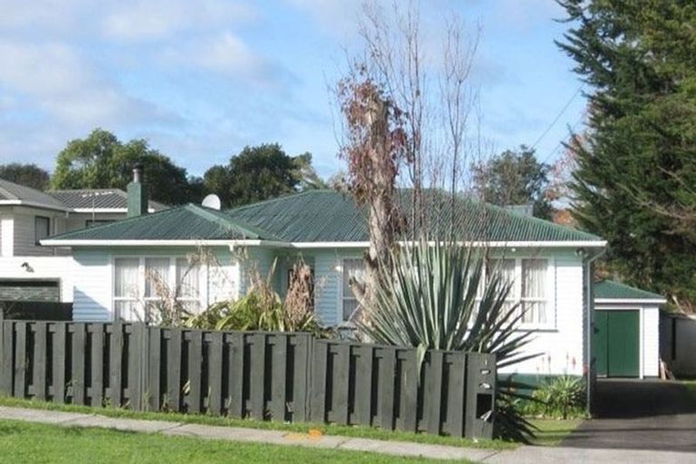 Photo of property in 1 Kohiwi Road, Manurewa, Auckland, 2102