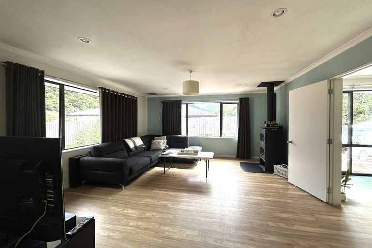 Photo of property in 11 Sugar Loaf Place, The Brook, Nelson, 7010