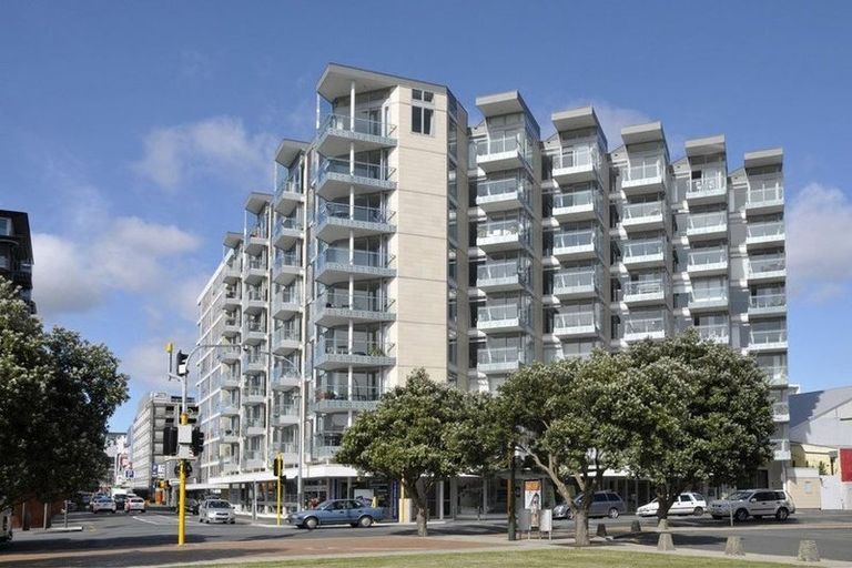 Photo of property in Piermont Apartments, 3b/82 Cable Street, Te Aro, Wellington, 6011