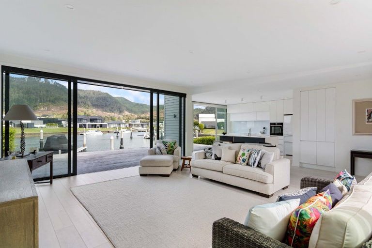 Photo of property in 146 Motu Hei, Pauanui, Hikuai, 3579