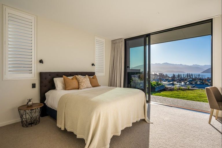 Photo of property in Meadowstone Alpha Series, 24 Jade Drive, Wanaka, 9305