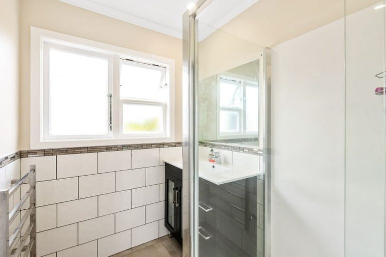 Photo of property in 4 Ferguson Street, Levin, 5510