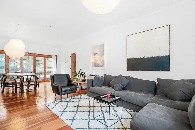 Photo of property in 59 Rua Road, Glen Eden, Auckland, 0602