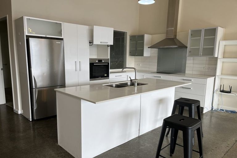 Photo of property in 25u4 Home Street, Mount Victoria, Wellington, 6011