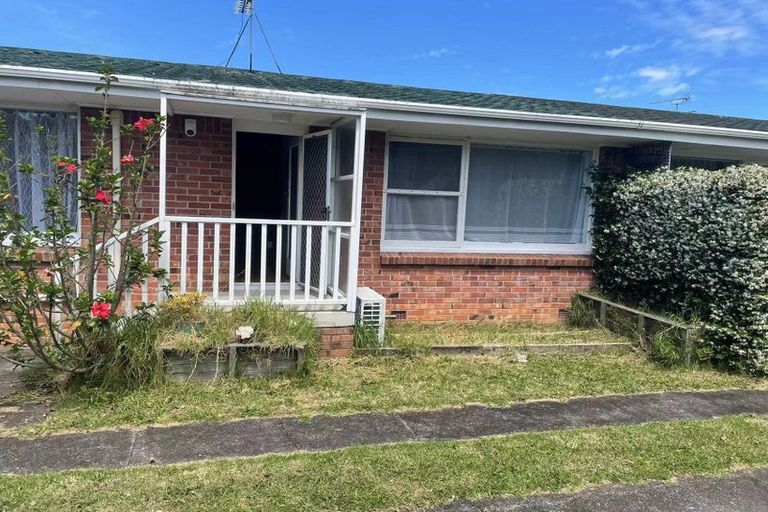 Photo of property in 1/7 Evelyn Place, Hillcrest, Auckland, 0627