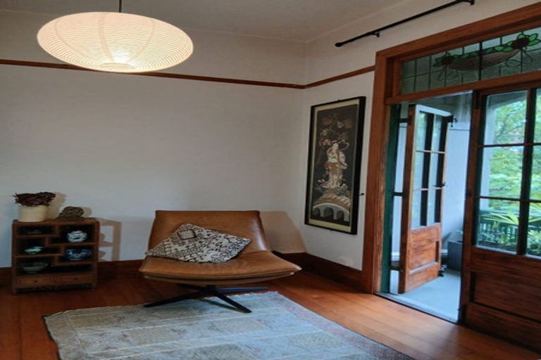 Photo of property in 9 Parliament Street, Thorndon, Wellington, 6011
