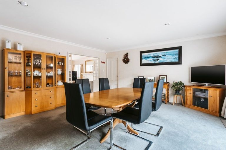 Photo of property in 15 Wells Avenue, Mount Maunganui, 3116