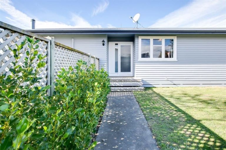 Photo of property in 44 Meeanee Road, Taradale, Napier, 4112