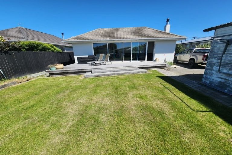 Photo of property in 53 Birchfield Avenue, Dallington, Christchurch, 8061