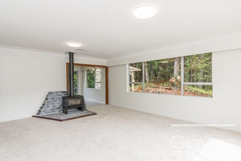 Photo of property in 3c Sylvan Valley Avenue, Titirangi, Auckland, 0604