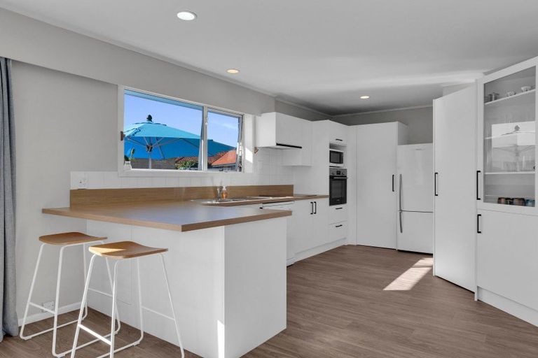 Photo of property in 17 Seamer Place, St Andrews, Hamilton, 3200
