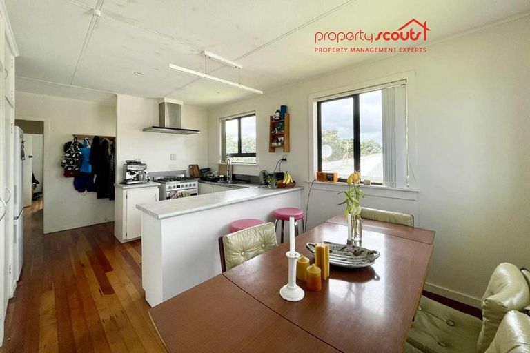 Photo of property in 125 Pioneer Road, Moturoa, New Plymouth, 4310