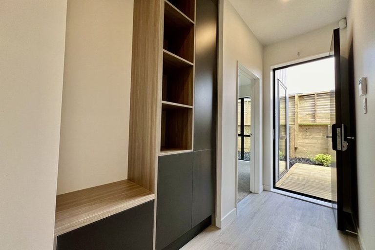 Photo of property in 24 Neretva Avenue, Massey, 0614