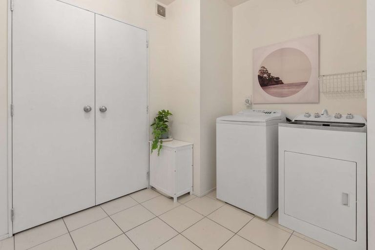 Photo of property in 40e Miro Street, Mount Maunganui, 3116