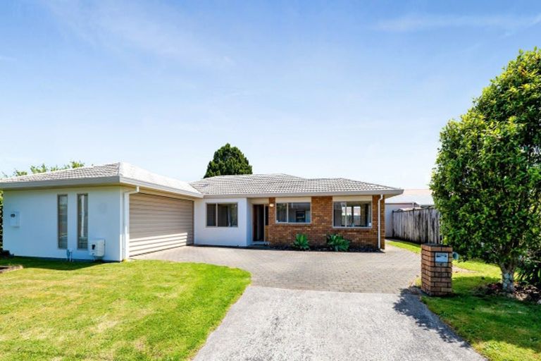 Photo of property in 301 Huatoki Street, Upper Vogeltown, New Plymouth, 4310