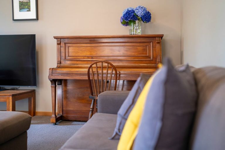 Photo of property in 14 Grosvenor Street, Cambridge, 3434