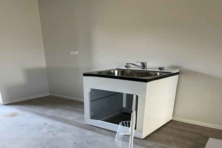 Photo of property in 8 Rayner Lane, Marton, 4710