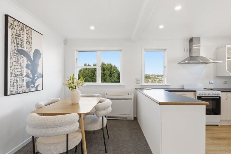 Photo of property in 29 Glendevon Place, Vauxhall, Dunedin, 9013