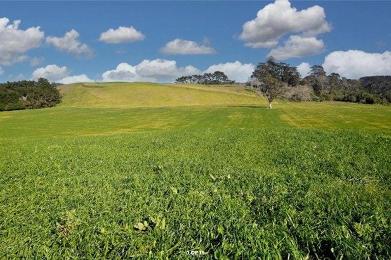 Photo of property in 41 Mcnaughten Road, Karioitahi, Waiuku, 2683