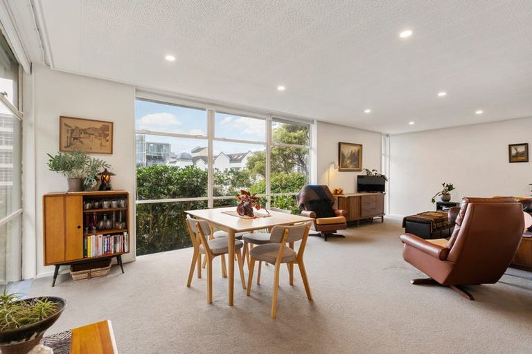 Photo of property in Jellicoe Towers, 191 The Terrace, Wellington Central, Wellington, 6011