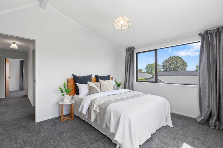 Photo of property in 13 Tupaea Place, Otumoetai, Tauranga, 3110