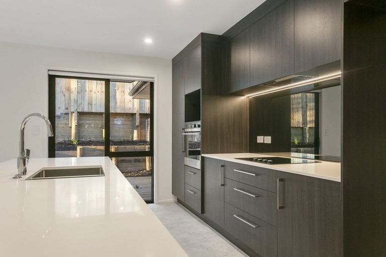 Photo of property in 3 Maraeariki Avenue, Orewa, 0931