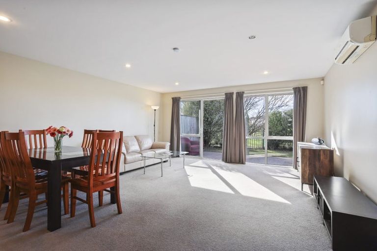 Photo of property in 12a Date Crescent, Aidanfield, Christchurch, 8025