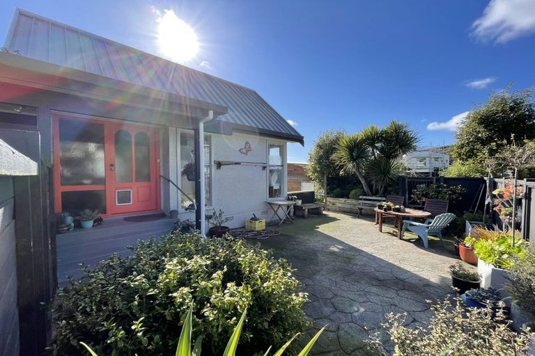 Photo of property in 17b Lynmouth Avenue, Karori, Wellington, 6012