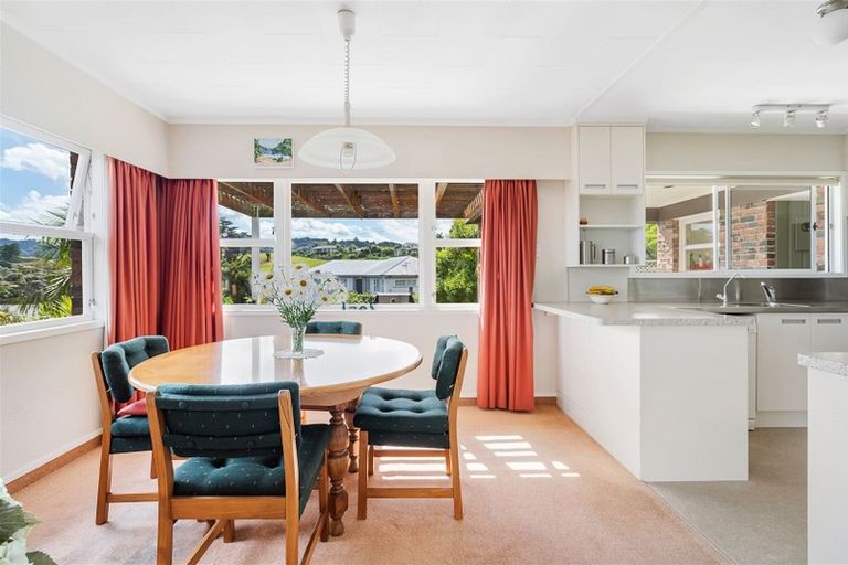 Photo of property in 37 Clotworthy Crescent, Onerahi, Whangarei, 0110