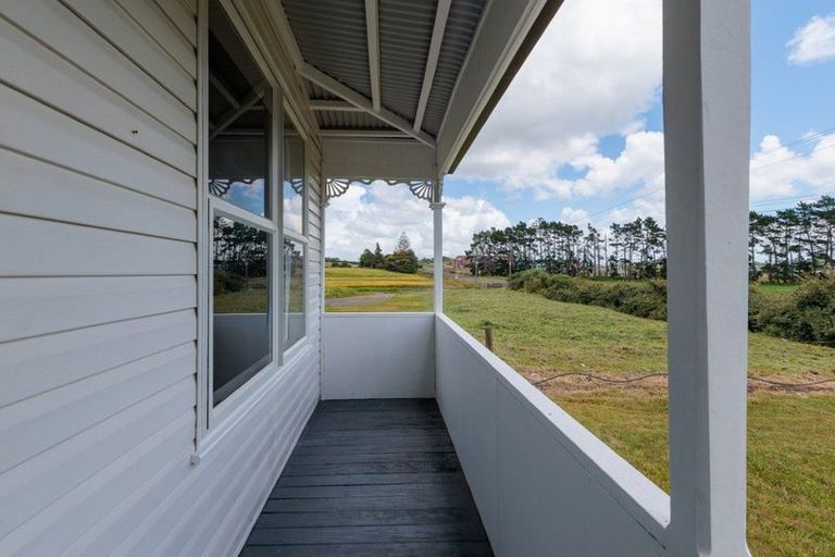 Photo of property in 524 Burtt Road, Runciman, Drury, 2578
