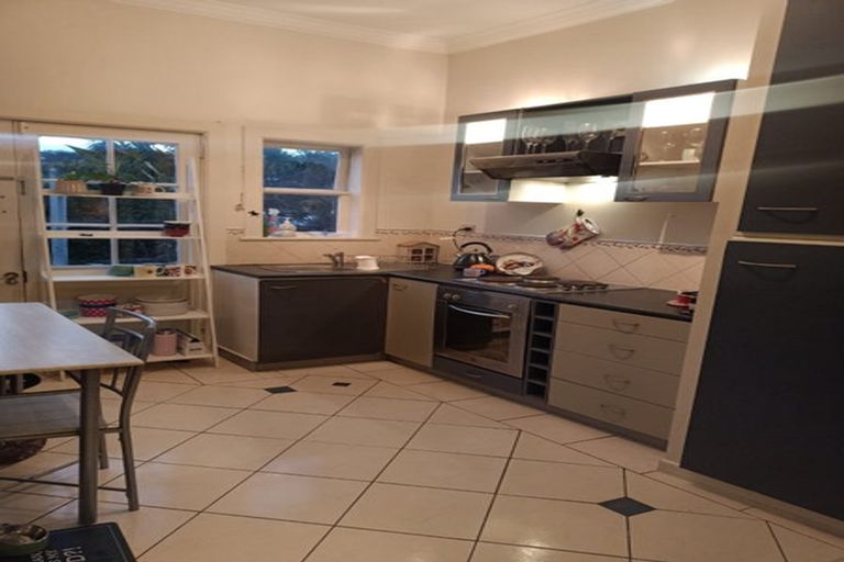 Photo of property in 16a Thompson Street, Mount Cook, Wellington, 6011