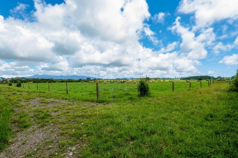 Photo of property in Upland Road, Tarurutangi, New Plymouth, 4372