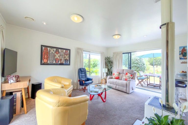 Photo of property in 9538 Paeroa Kopu Road, Kopu, Thames, 3578